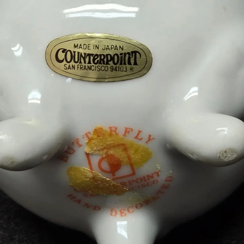 Butterfly Counterpoint Ceramic Cracked Egg Design Candle